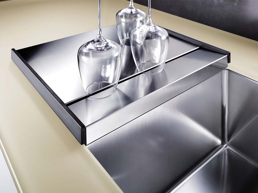 поддон в уборочную угловой пуу 600 600 700 из нержавейки. поддон нержавейка 800х800 душевой. поддон фармацевтический aisi 304. универсальный поддон blanco 230734. поддон blanco 513485.